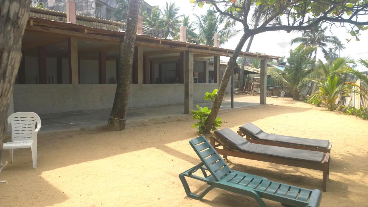 Ranveli Beach Resort Dehiwala-Mount Lavinia Dış mekan fotoğraf