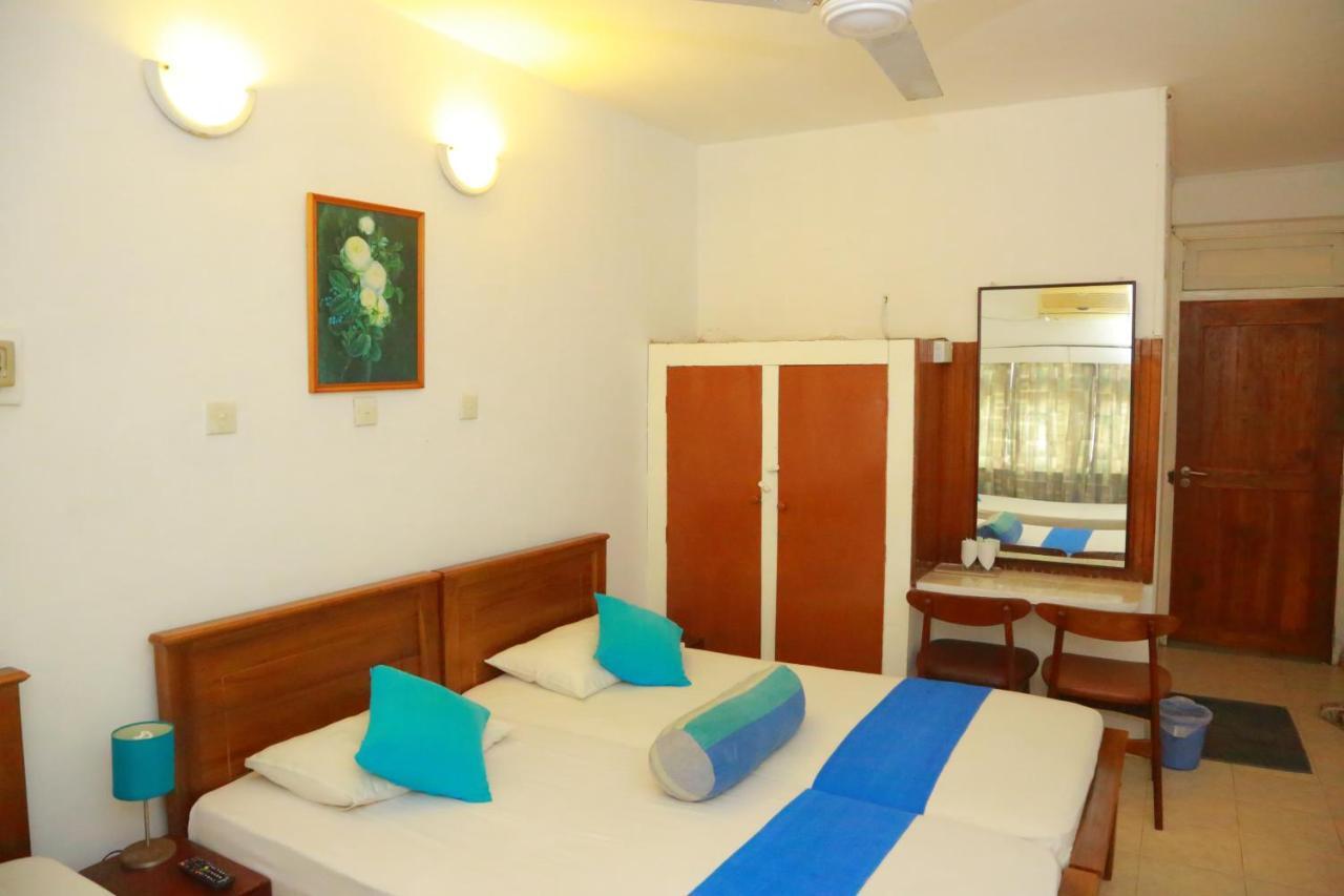 Ranveli Beach Resort Dehiwala-Mount Lavinia Dış mekan fotoğraf