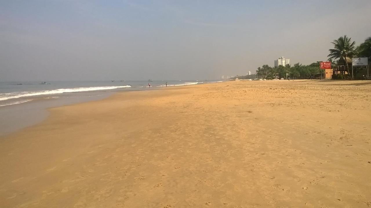 Ranveli Beach Resort Dehiwala-Mount Lavinia Dış mekan fotoğraf